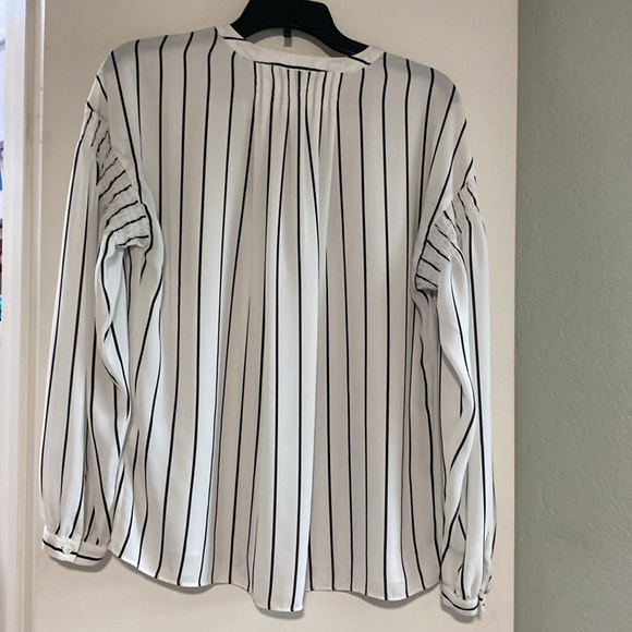 Alfani Blouse Ling Sleeve Sheer Stripe White Size Medium - Picture 4 of 5
